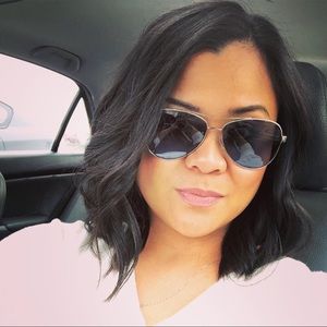 Meet your Posher, Erica